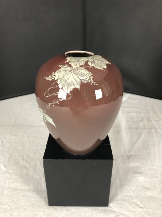 early 20th c Japanese porcelain studio vase